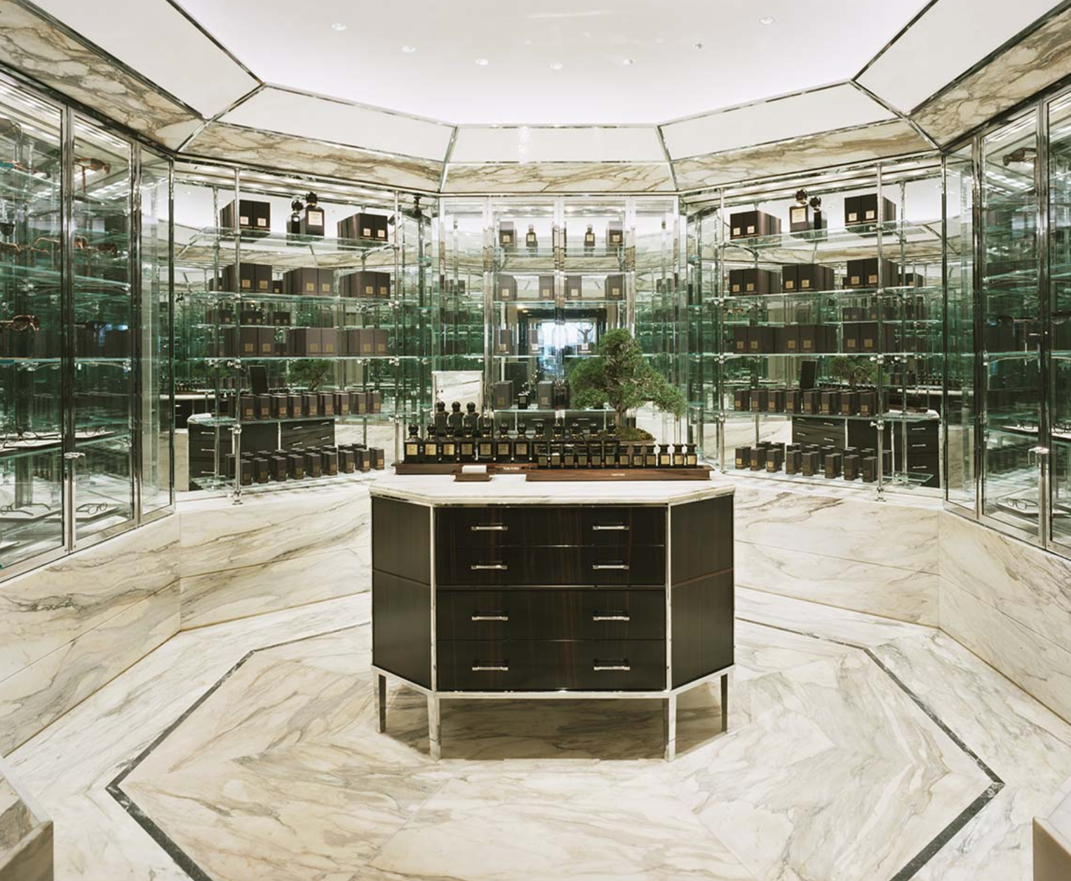 Artisan Stoneworks New York Luxury Stonework Tom Ford Madison Ave Display